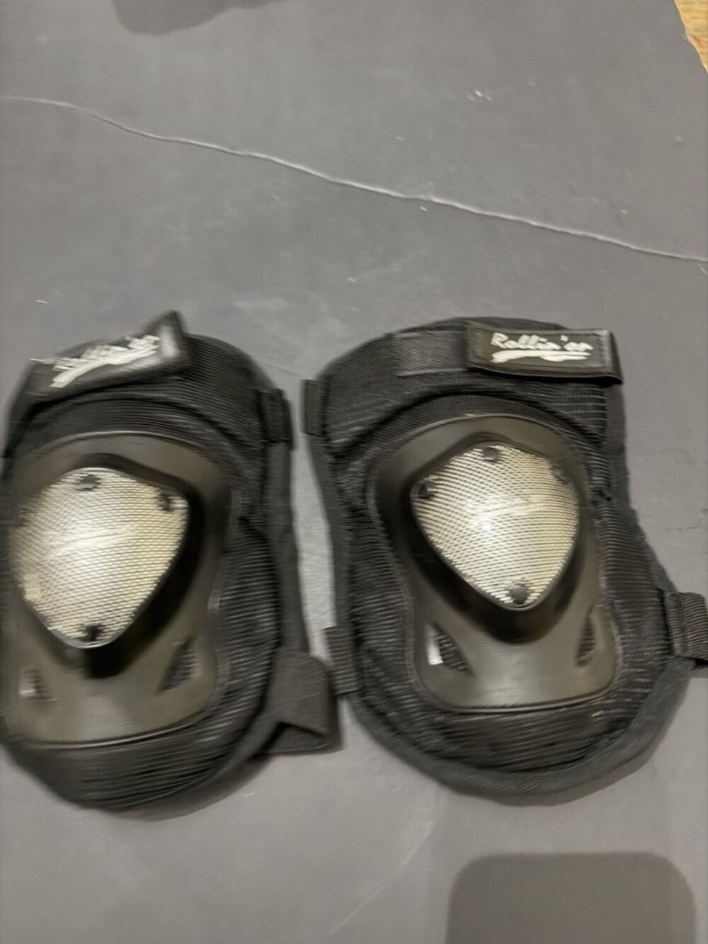 Rollin On Adult Knee Pads & Elbow Pads Used